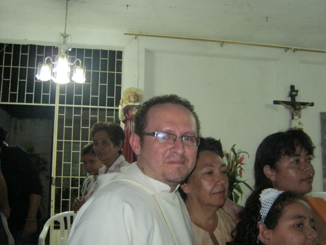 Padre Mauricio López