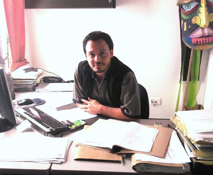 Harold García (Coordinador de la Bilblioteca Municipal)