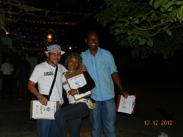 Julio Pizarro Guevara, Alexandra Paz y Abelaro Tello.