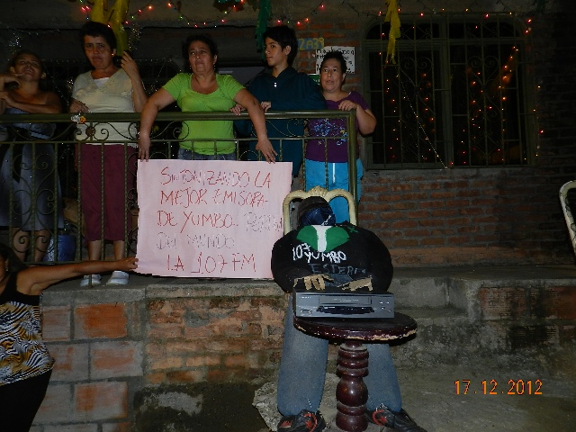 Los vecinos dijeron que el D.J. se había quedado dormido...