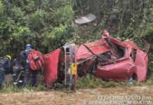 Aparatoso accidente en vía Yumbo-La Cumbre